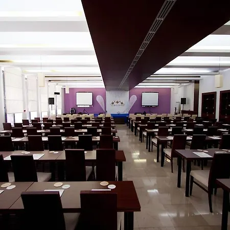 Adriatic Hotel 3*